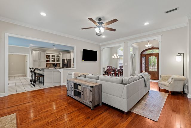 7 Clermont Point, Hattiesburg, MS 39402
