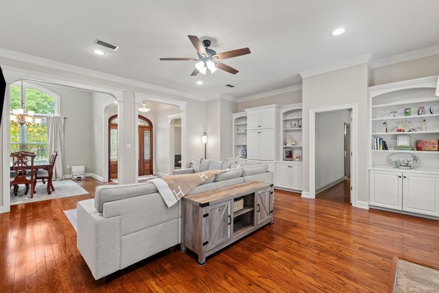 7 Clermont Point, Hattiesburg, MS 39402