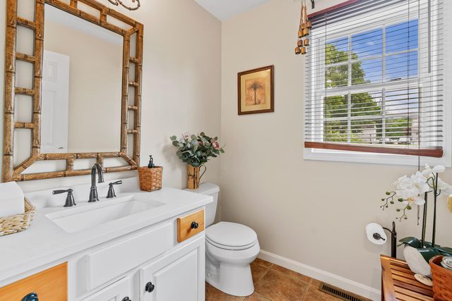 2 Ture Lane, Holbrook, MA 02343