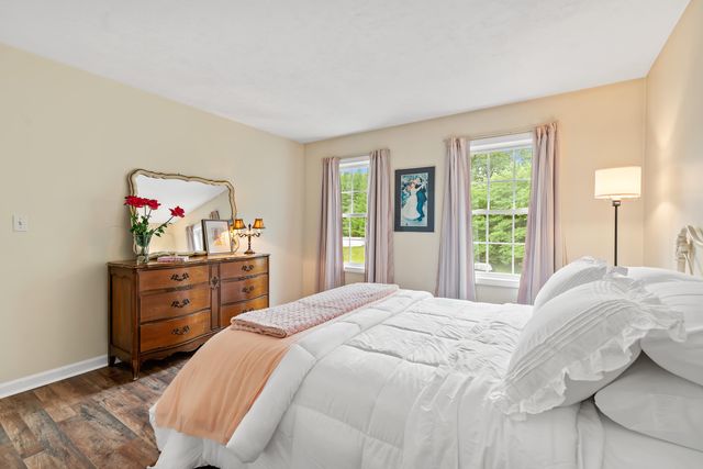 2 Ture Lane, Holbrook, MA 02343