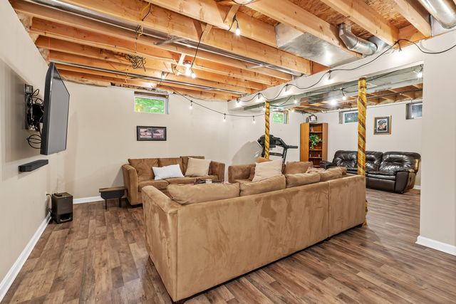 2 Ture Lane, Holbrook, MA 02343