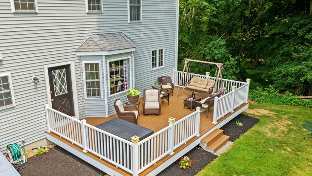 2 Ture Lane, Holbrook, MA 02343