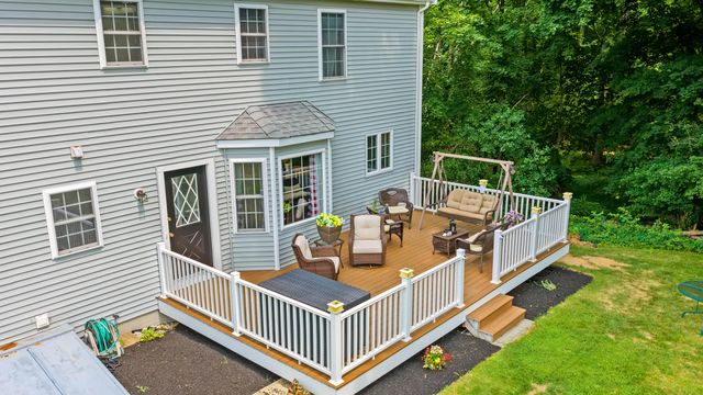 2 Ture Lane, Holbrook, MA 02343