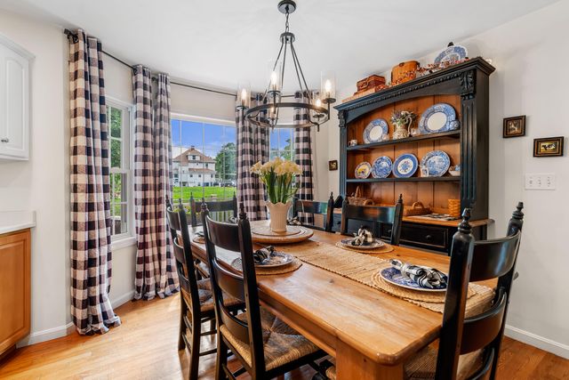 2 Ture Lane, Holbrook, MA 02343