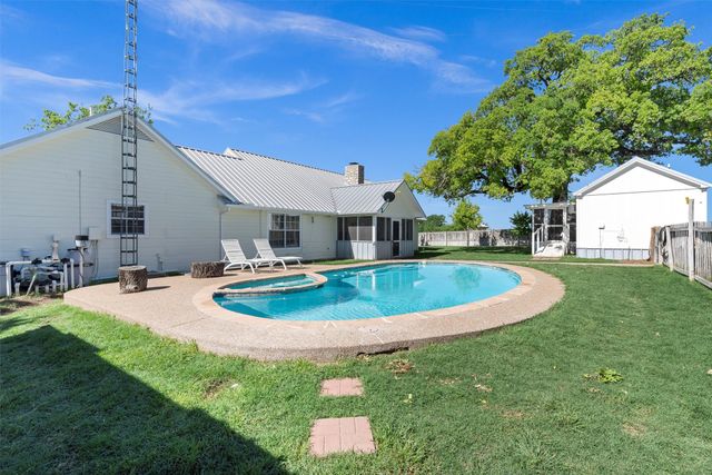 13122 Lipan Highway, Lipan, TX 76462
