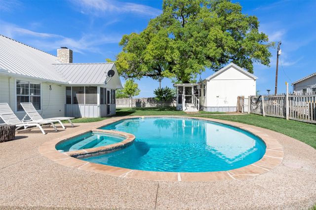 13122 Lipan Highway, Lipan, TX 76462