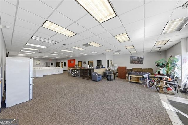 6843 HIGHWAY 85, Riverdale, GA 30274