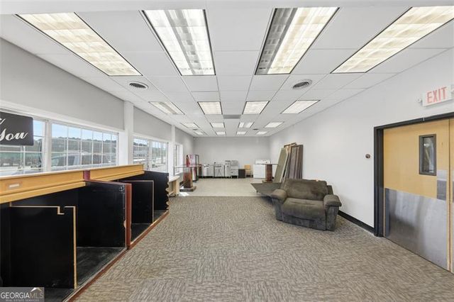 6843 HIGHWAY 85, Riverdale, GA 30274