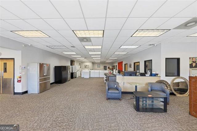 6843 HIGHWAY 85, Riverdale, GA 30274