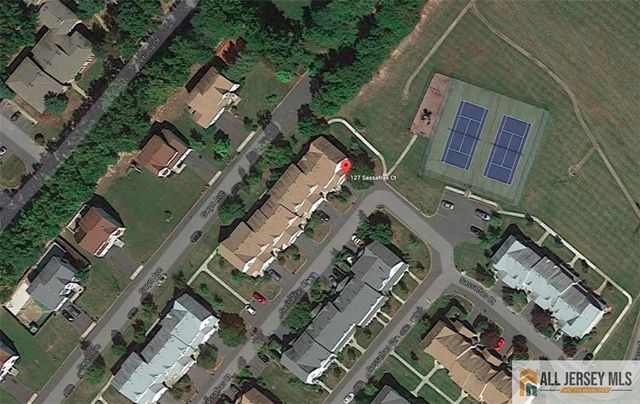 127 Sassafras Court, North Brunswick, NJ 08902