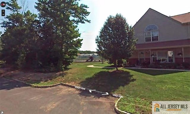 127 Sassafras Court, North Brunswick, NJ 08902