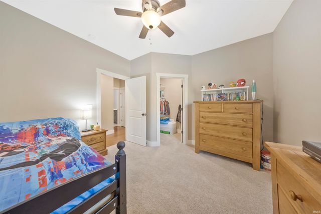 5142 S SR 65, Owensville, IN 47665