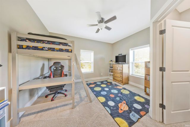 5142 S SR 65, Owensville, IN 47665