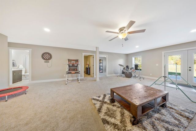 5142 S SR 65, Owensville, IN 47665