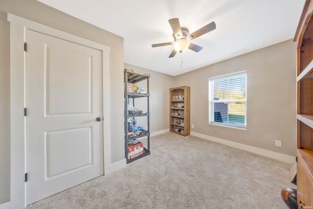 5142 S SR 65, Owensville, IN 47665