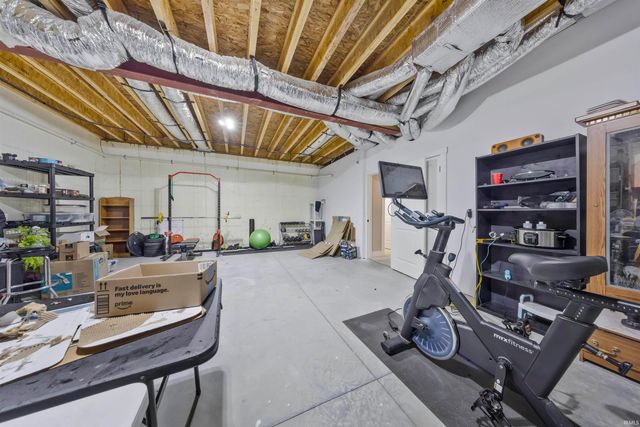 5142 S SR 65, Owensville, IN 47665