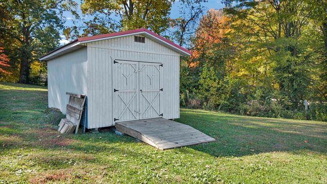 5142 S SR 65, Owensville, IN 47665