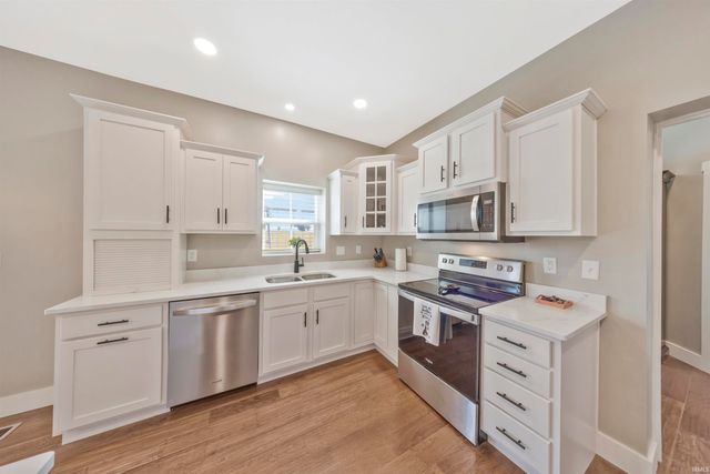 5142 S SR 65, Owensville, IN 47665