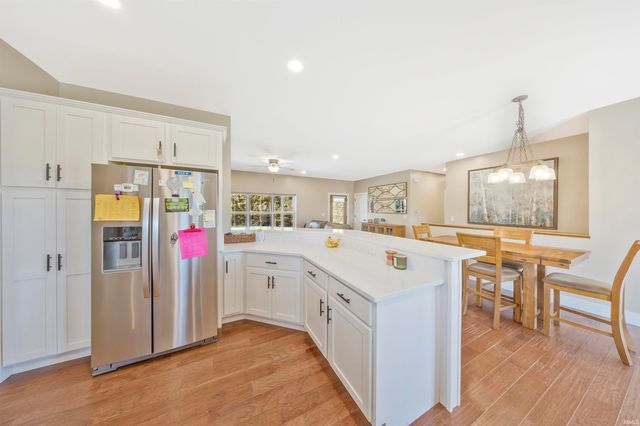 5142 S SR 65, Owensville, IN 47665