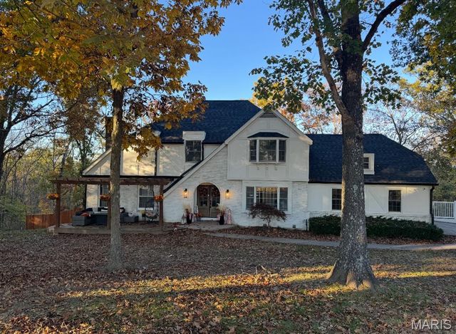 2179 Rock N Horse Farms Drive, Festus, MO 63028