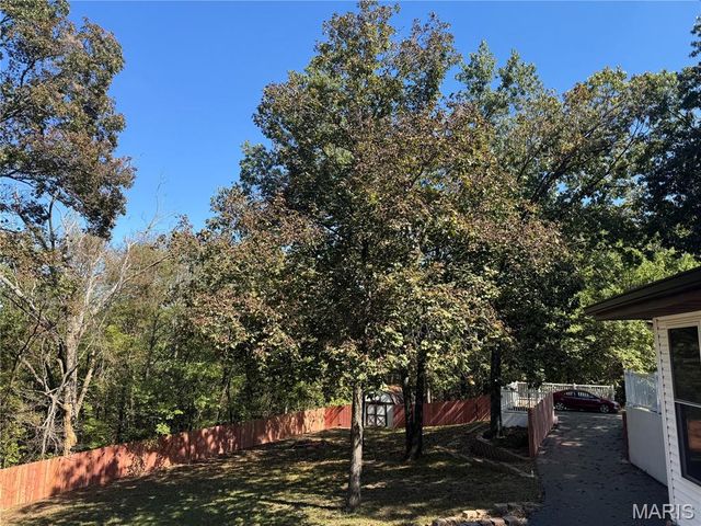 2179 Rock N Horse Farms Drive, Festus, MO 63028