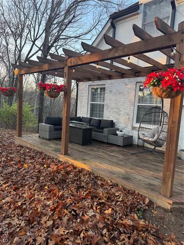 2179 Rock N Horse Farms Drive, Festus, MO 63028