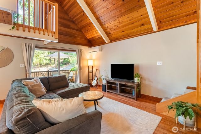 41 Sudden Valley Drive, Bellingham, WA 98229