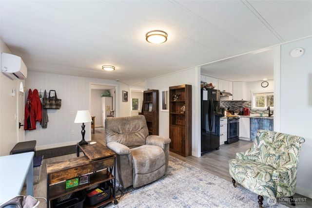 184 W Swaney Street, Port Hadlock, WA 98339