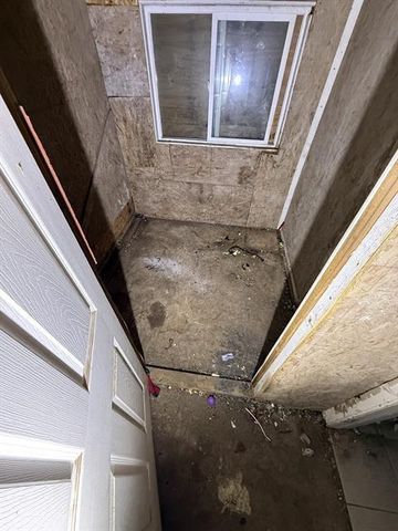 5185 W Mission Avenue, Fresno, CA 93722