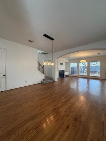 4525 W University Boulevard, Dallas, TX 75209