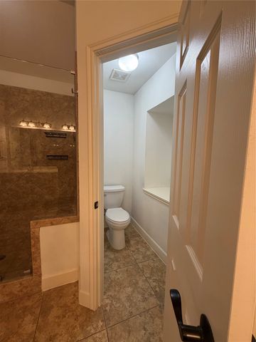 4525 W University Boulevard, Dallas, TX 75209