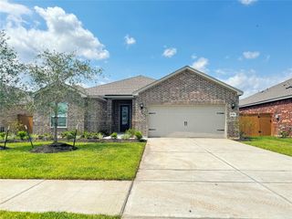 10514 Sutter Creek Drive, Iowa Colony, TX 77583