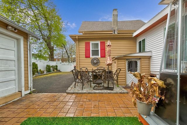 102 Thurber Avenue, Brockton, MA 02301