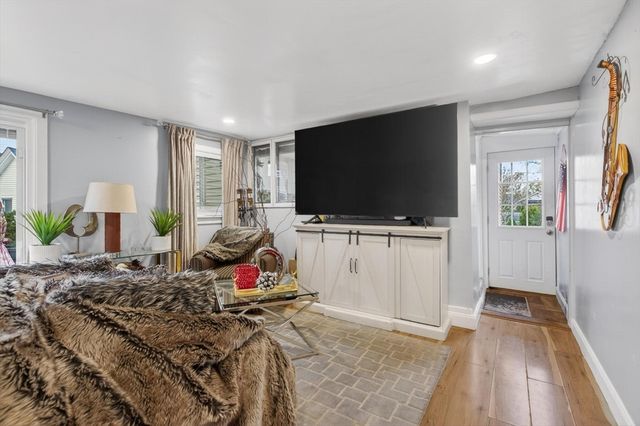 102 Thurber Avenue, Brockton, MA 02301