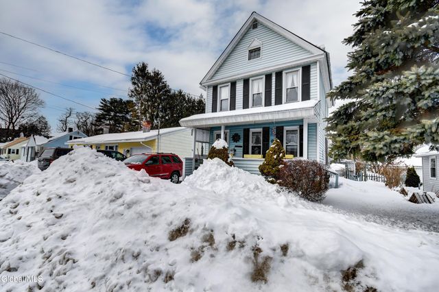 121 E Fourth Avenue, Johnstown, NY 12095