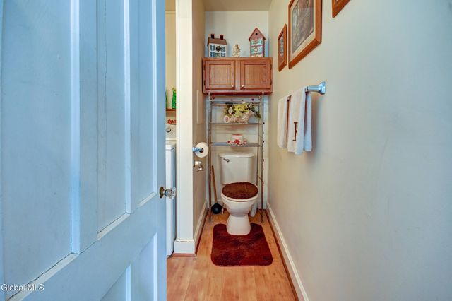 121 E Fourth Avenue, Johnstown, NY 12095