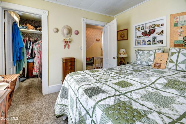 121 E Fourth Avenue, Johnstown, NY 12095