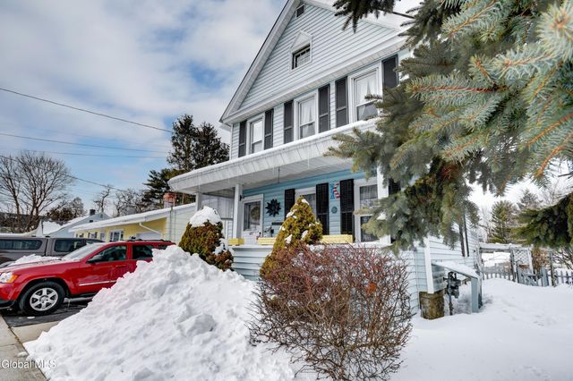 121 E Fourth Avenue, Johnstown, NY 12095