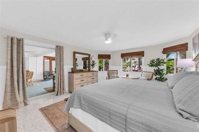 714 NORTON STREET, Longboat Key, FL 34228