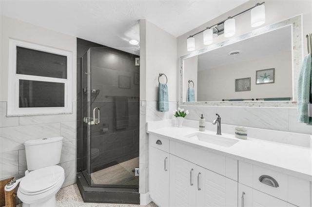 714 NORTON STREET, Longboat Key, FL 34228