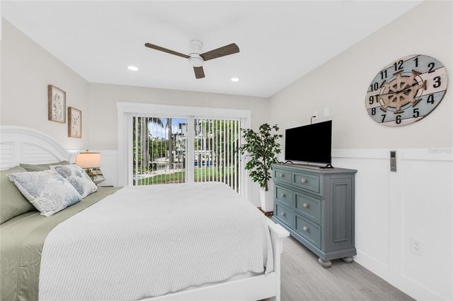 714 NORTON STREET, Longboat Key, FL 34228