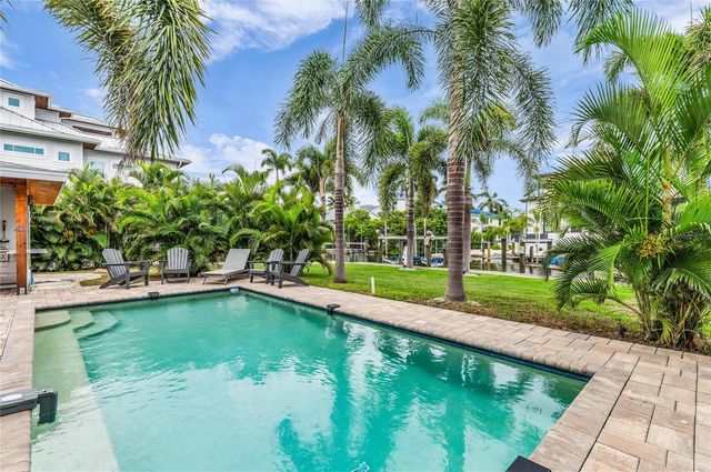 714 NORTON STREET, Longboat Key, FL 34228