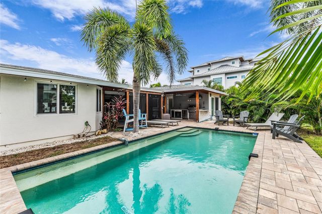 714 NORTON STREET, Longboat Key, FL 34228