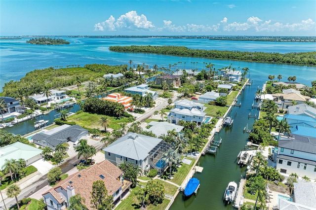 714 NORTON STREET, Longboat Key, FL 34228