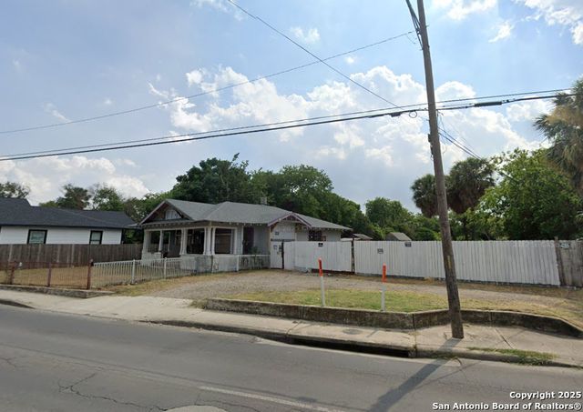 5311 S Flores, San Antonio, TX 78214