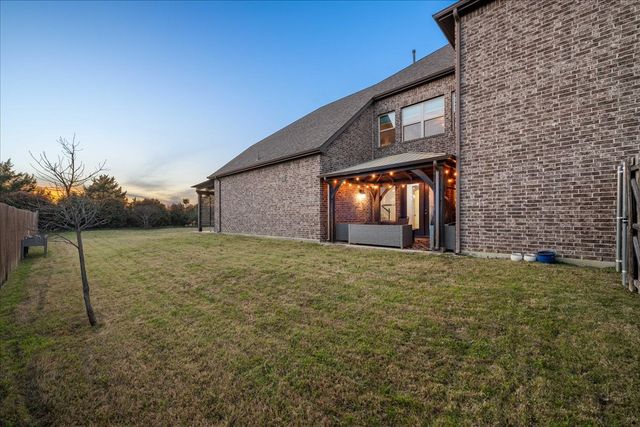 273 Shallow Brook Drive, Sunnyvale, TX 75182