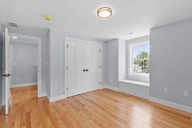 1 Tremblay Ave, Tewksbury, MA 01876