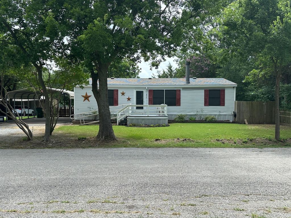 411 Beavers Drive, Sherman, TX 75092