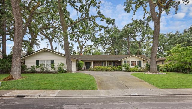 2400 Bonniebrook Dr, Stockton, CA 95207