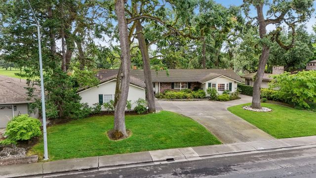 2400 Bonniebrook Dr, Stockton, CA 95207